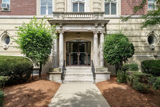 457 Washington 2, Newton, MA 02458