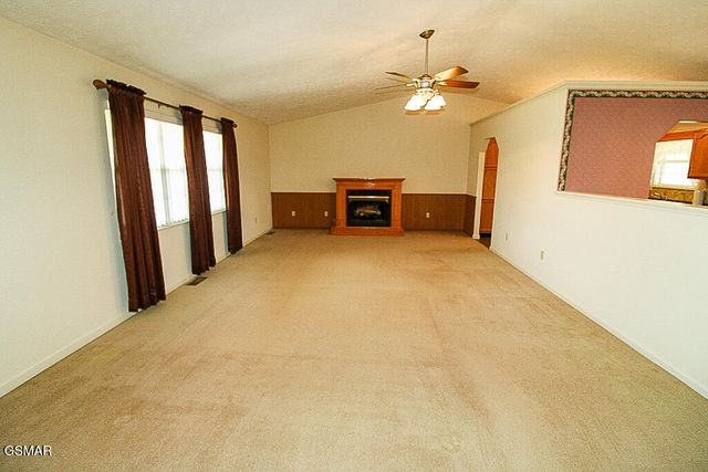 311 Newman Drive, Kodak, TN 37764