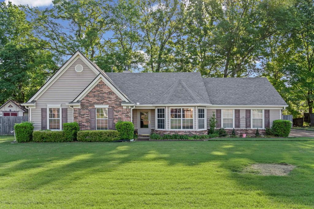 55 COTTON TRAIL DR, Rossville, TN 38066