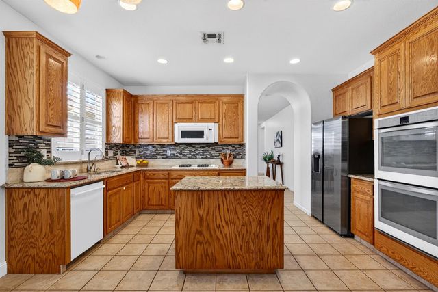 3014 Great Egret Way, Sacramento, CA 95834