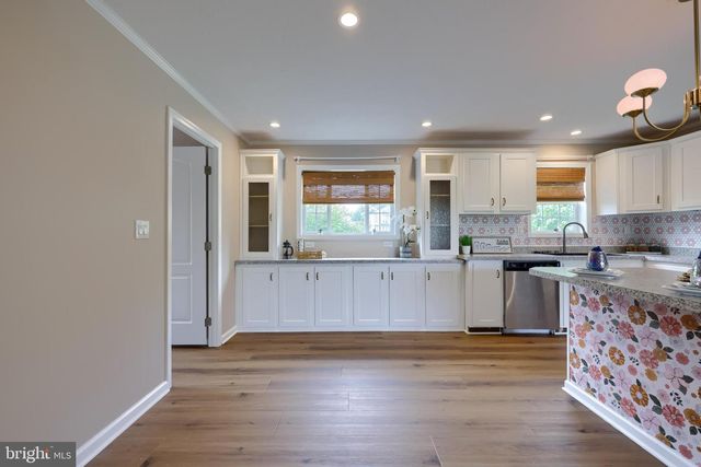 101 FAWN MEADOW CT, Lancaster, PA 17603