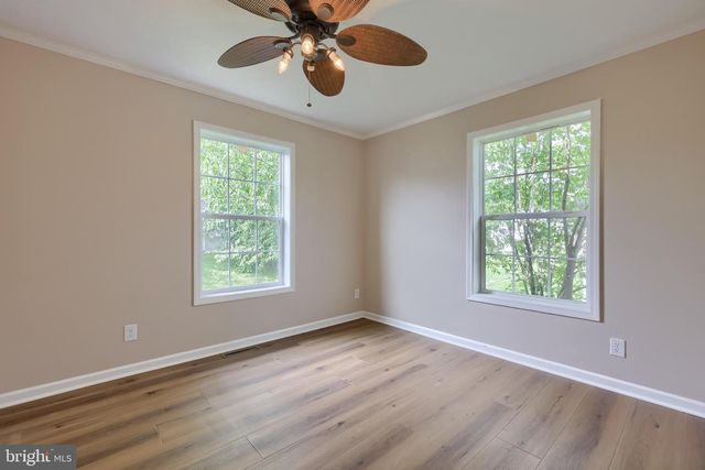 101 FAWN MEADOW CT, Lancaster, PA 17603