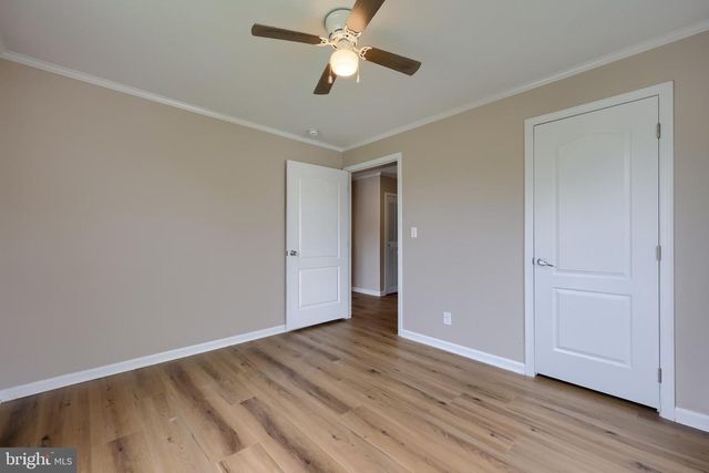 101 FAWN MEADOW CT, Lancaster, PA 17603
