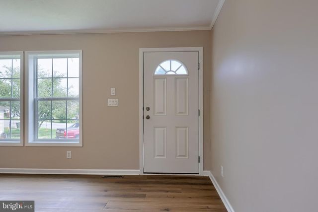 101 FAWN MEADOW CT, Lancaster, PA 17603
