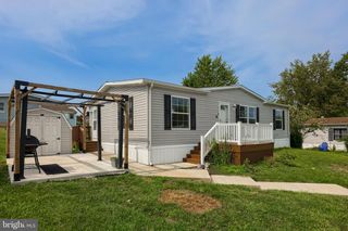101 FAWN MEADOW CT, Lancaster, PA 17603
