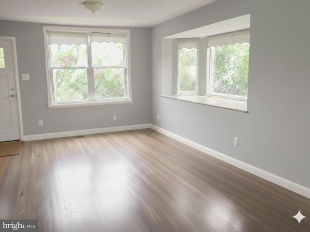 5035 SARGENT RD NE, Washington, DC 20017