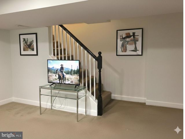 5035 SARGENT RD NE, Washington, DC 20017