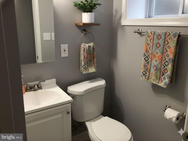 5035 SARGENT RD NE, Washington, DC 20017