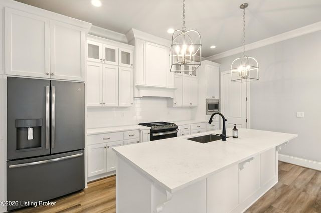 6218 Mistflower Cir, Prospect, KY 40059