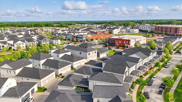 6218 Mistflower Cir, Prospect, KY 40059