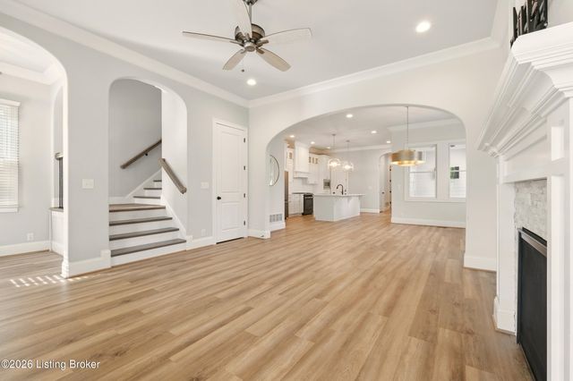 6218 Mistflower Cir, Prospect, KY 40059