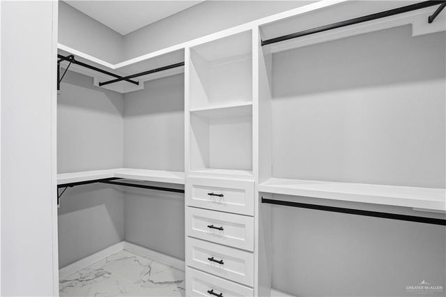 1327 13th Street, Alamo, TX 78516