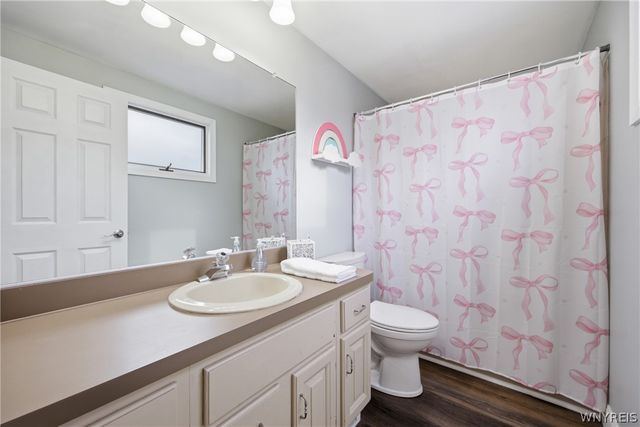 14 Centennial Court, West Seneca, NY 14224