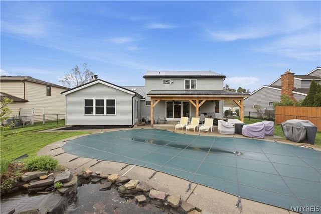 14 Centennial Court, West Seneca, NY 14224