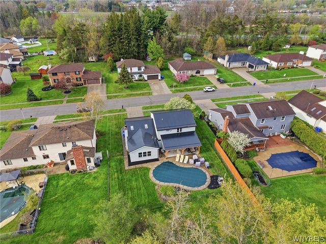 14 Centennial Court, West Seneca, NY 14224