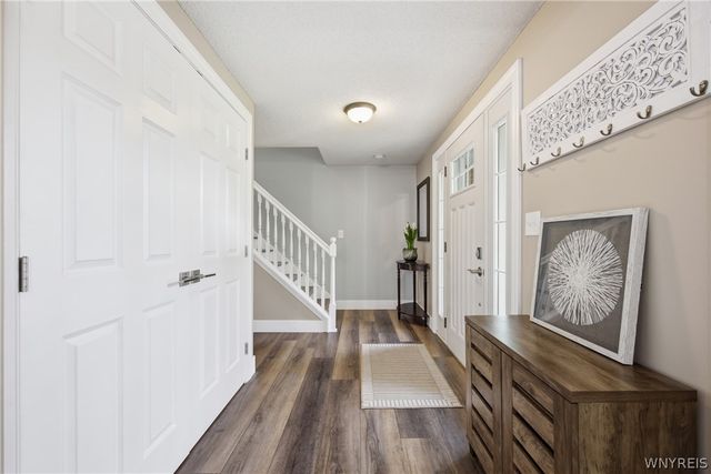 14 Centennial Court, West Seneca, NY 14224