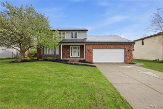 14 Centennial Court, West Seneca, NY 14224