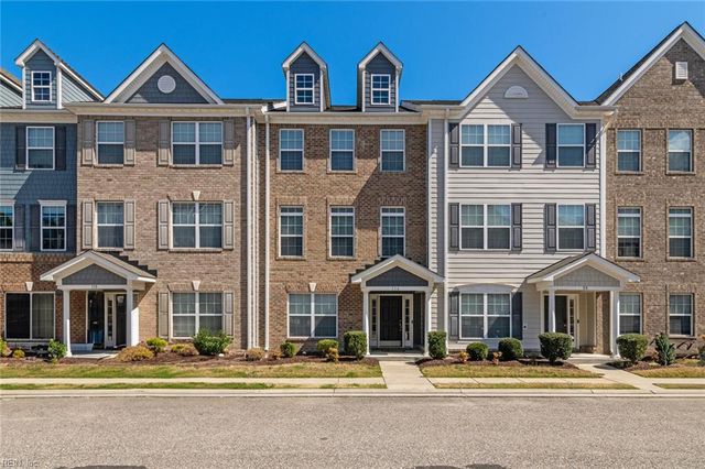 116 Daybeacon ST, Yorktown, VA 23692