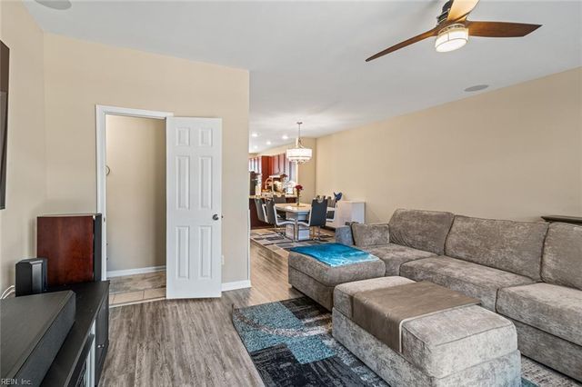 116 Daybeacon ST, Yorktown, VA 23692