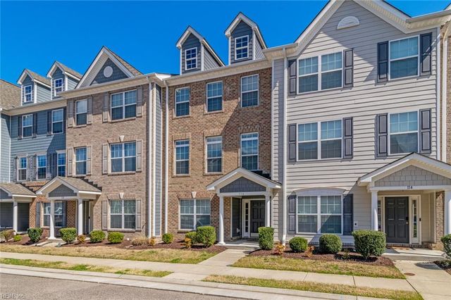 116 Daybeacon ST, Yorktown, VA 23692