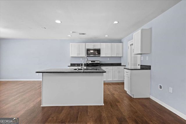255 Hummingbird Way, Riverdale, GA 30274