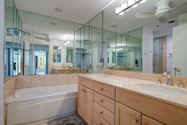 57 E Delaware Place 1506, Chicago, IL 60611