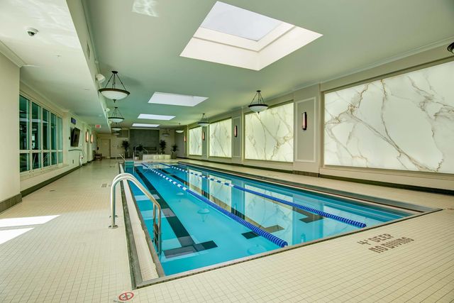 57 E Delaware Place 1506, Chicago, IL 60611