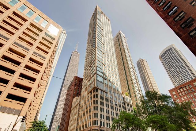 57 E Delaware Place 1506, Chicago, IL 60611