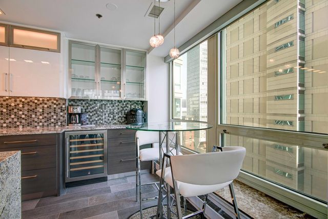 57 E Delaware Place 1506, Chicago, IL 60611