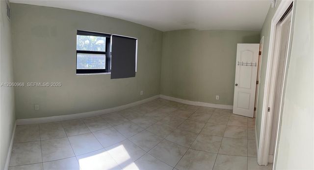 2201 Brickell Ave 46, Miami, FL 33129