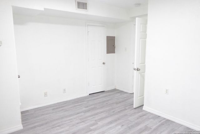 255 E Rampart Dr Unit 211, San Antonio, TX 78216