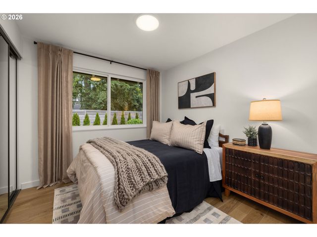 19025 INDIAN SPRINGS Cir, Lake Oswego, OR 97035