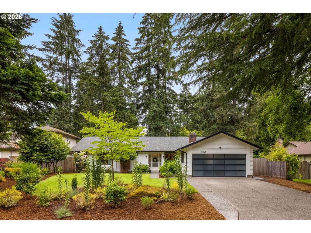 19025 INDIAN SPRINGS Cir, Lake Oswego, OR 97035