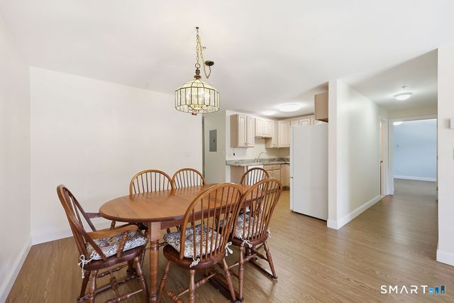 70 Southwick Court 204, Cheshire, CT 06410