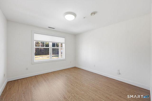 70 Southwick Court 204, Cheshire, CT 06410