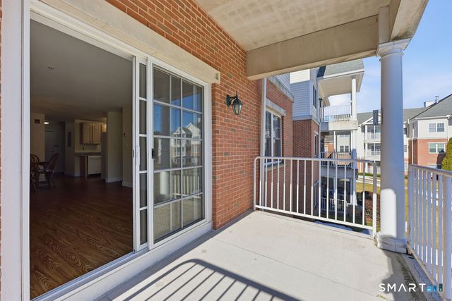 70 Southwick Court 204, Cheshire, CT 06410