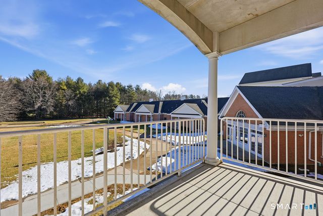 70 Southwick Court 204, Cheshire, CT 06410