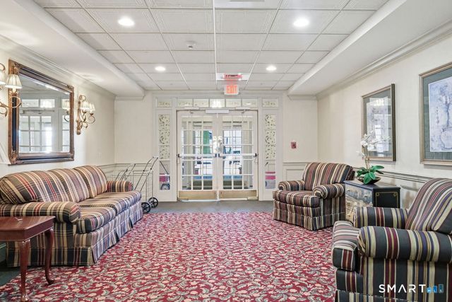 70 Southwick Court 204, Cheshire, CT 06410