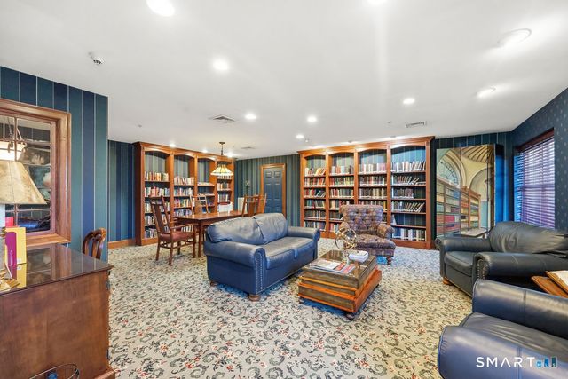 70 Southwick Court 204, Cheshire, CT 06410