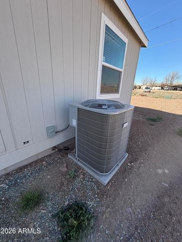 400 W VENICE Way, Paulden, AZ 86334