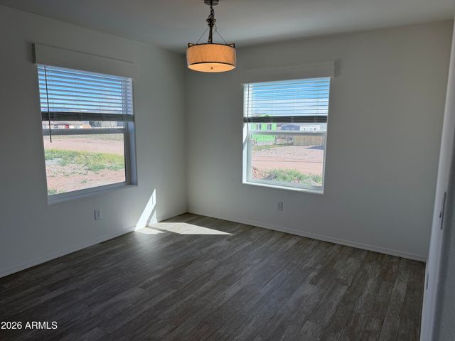 400 W VENICE Way, Paulden, AZ 86334