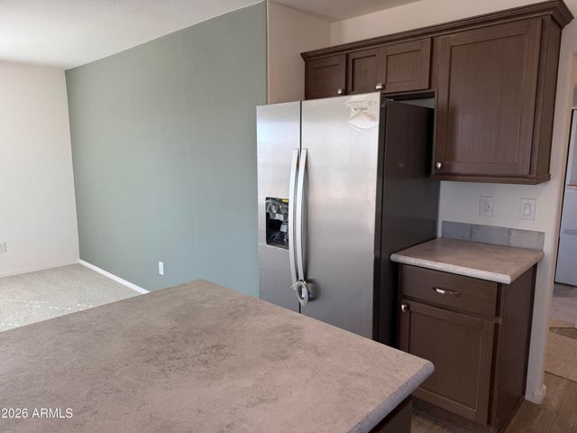 400 W VENICE Way, Paulden, AZ 86334