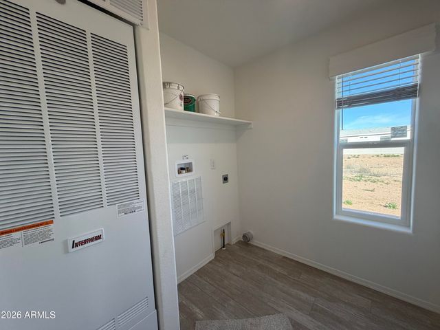 400 W VENICE Way, Paulden, AZ 86334