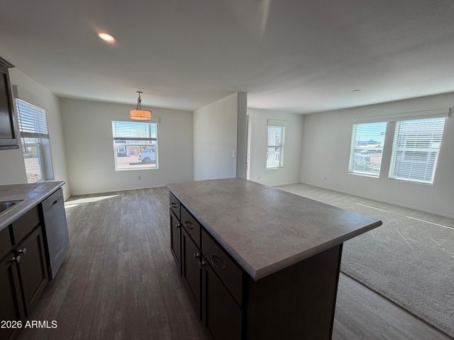 400 W VENICE Way, Paulden, AZ 86334