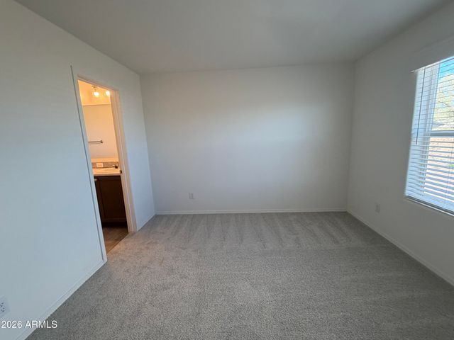 400 W VENICE Way, Paulden, AZ 86334