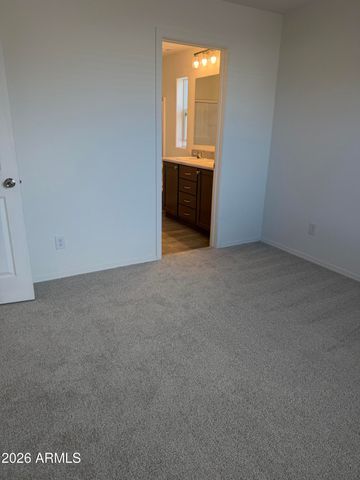 400 W VENICE Way, Paulden, AZ 86334