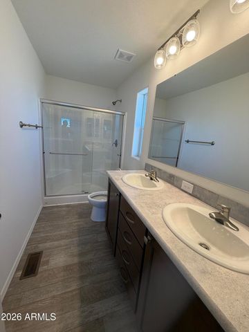 400 W VENICE Way, Paulden, AZ 86334