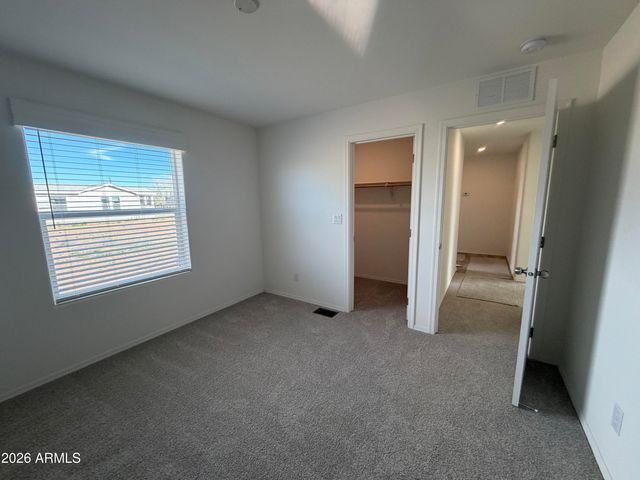 400 W VENICE Way, Paulden, AZ 86334