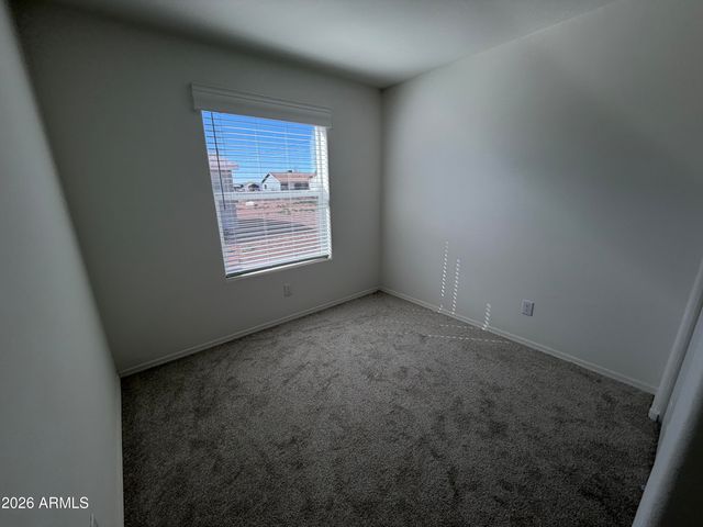 400 W VENICE Way, Paulden, AZ 86334