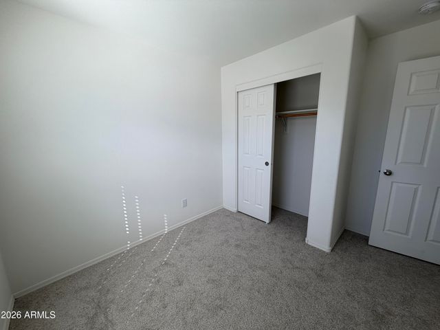 400 W VENICE Way, Paulden, AZ 86334